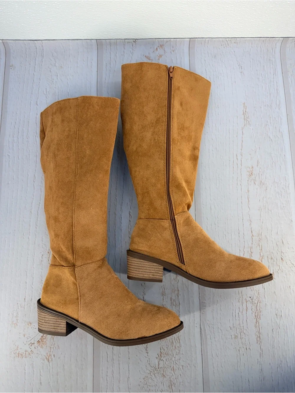 Women’s Tan Faux Suede Knee High Boots Block Heel Size 38 NWOT